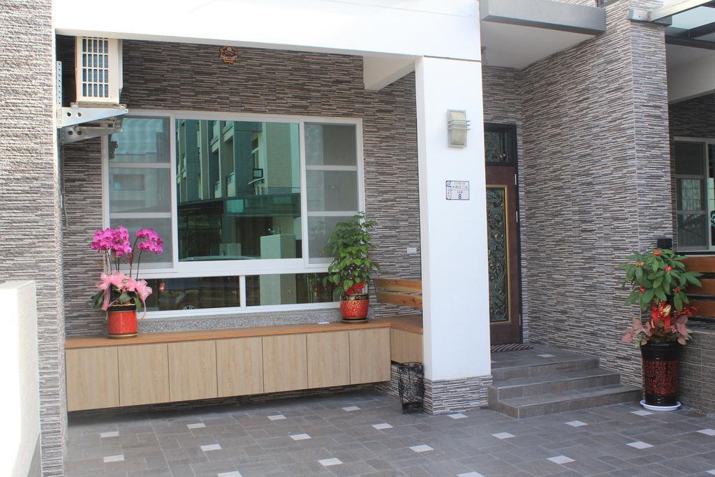 Bed and Breakfast Smile House Taitung Екстер'єр фото