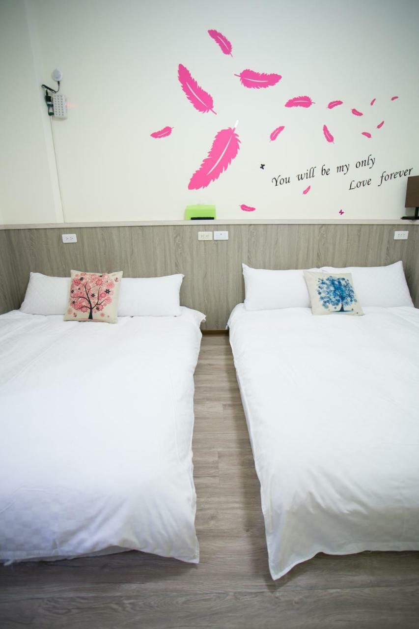 Bed and Breakfast Smile House Taitung Екстер'єр фото